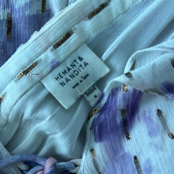 HEMANT & NANDITA Vivir Floral Crepe Dress - Picture 7 of 7